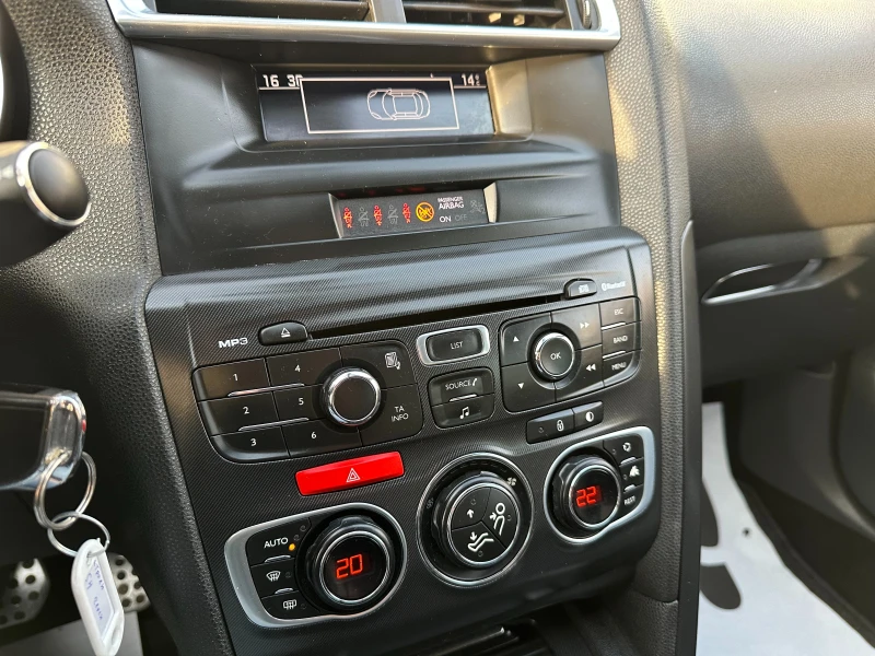 Citroen DS4 1.6d 112 к.с. , снимка 13 - Автомобили и джипове - 52845046