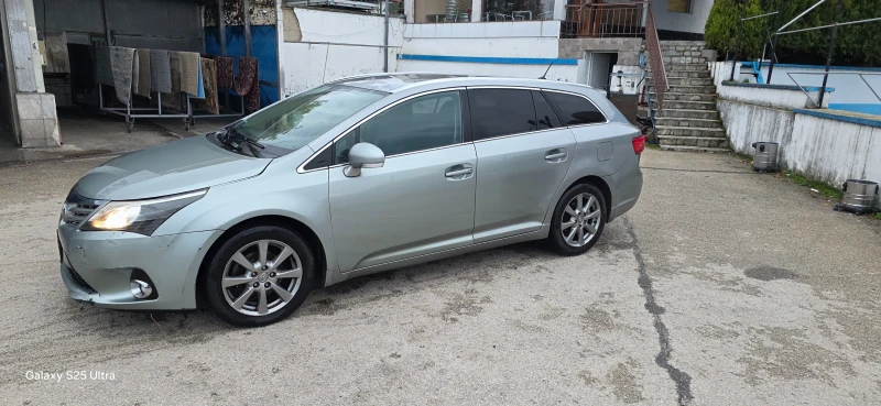 Toyota Avensis 2.0d, снимка 2 - Автомобили и джипове - 52860461