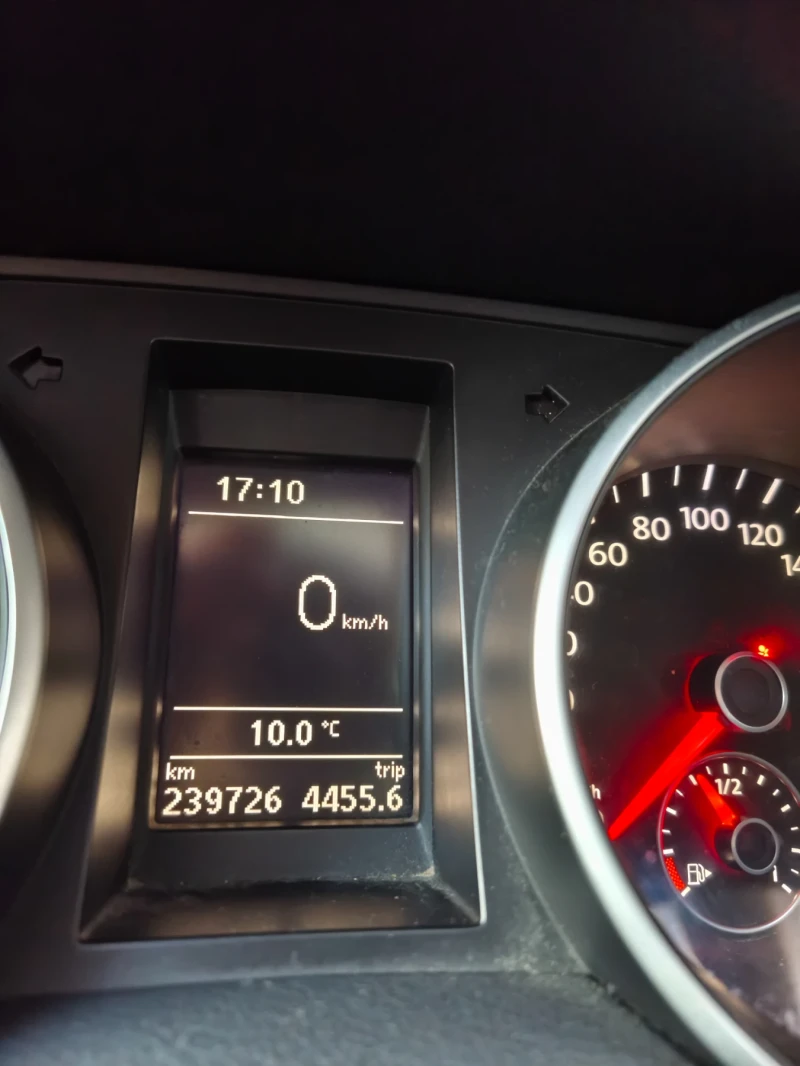 VW Golf VI, снимка 8 - Автомобили и джипове - 53137152