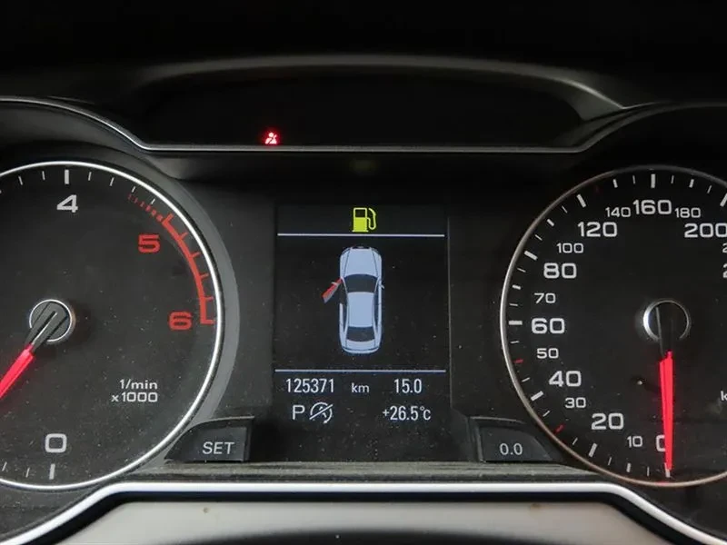 Audi A4 2.0 TDI - САМО 30% АВАНС, снимка 9 - Автомобили и джипове - 56114893