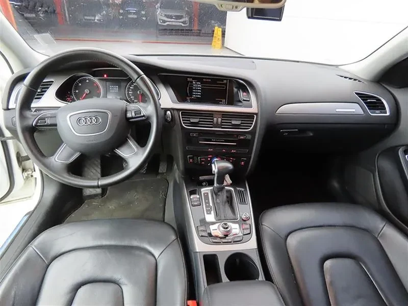Audi A4 2.0 TDI - САМО 30% АВАНС, снимка 7 - Автомобили и джипове - 56114893