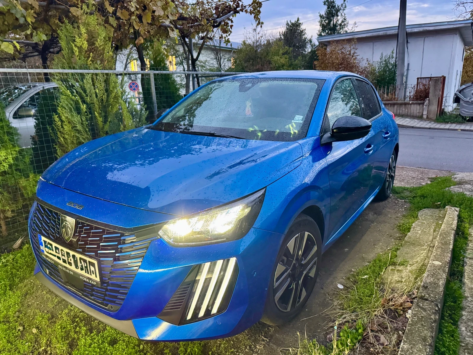 Peugeot 208 Allure, снимка 1