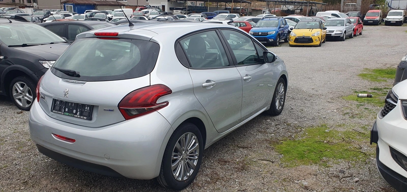 Peugeot 208 1.6HDI-113000км!!!- EURO-6в - изображение 4