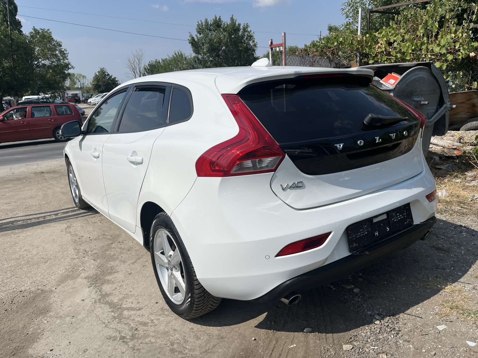 Volvo V40 2.0 dizel - изображение 5