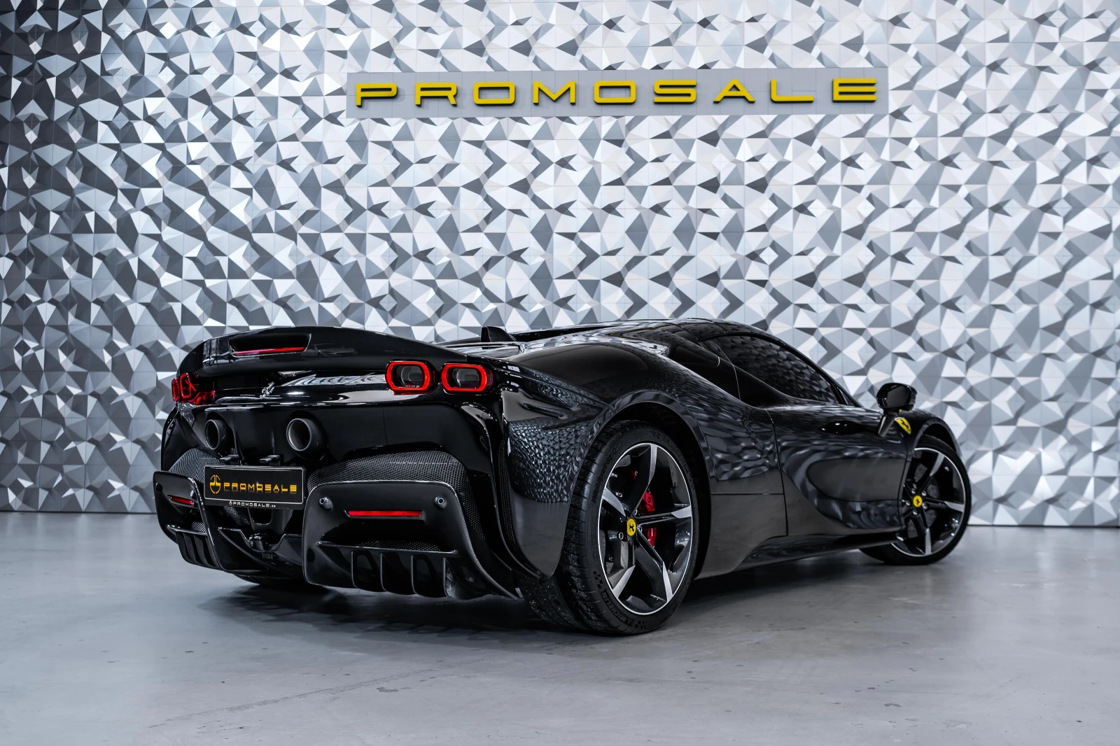 Ferrari SF 90 Spider Assetto Fiorano / Carbon / Daytona - изображение 4