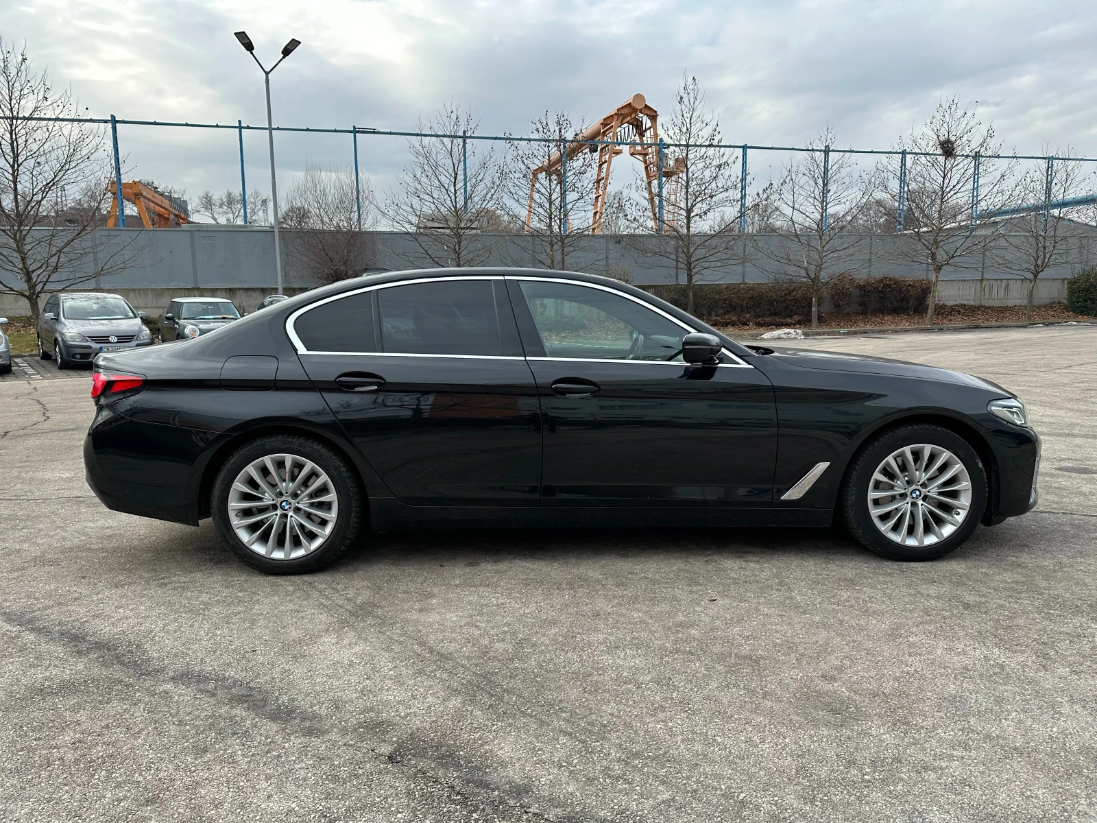 BMW 530E 2.0 184 к.с. - изображение 5