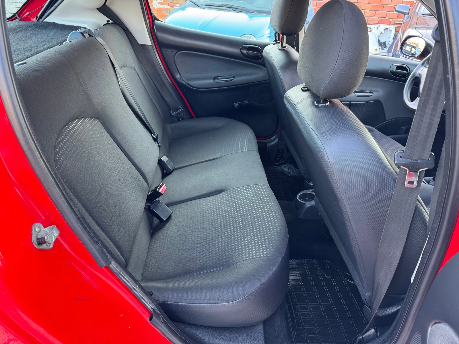 Peugeot 206 1.1i-КЛИМА | Mobile.bg — изображение 17