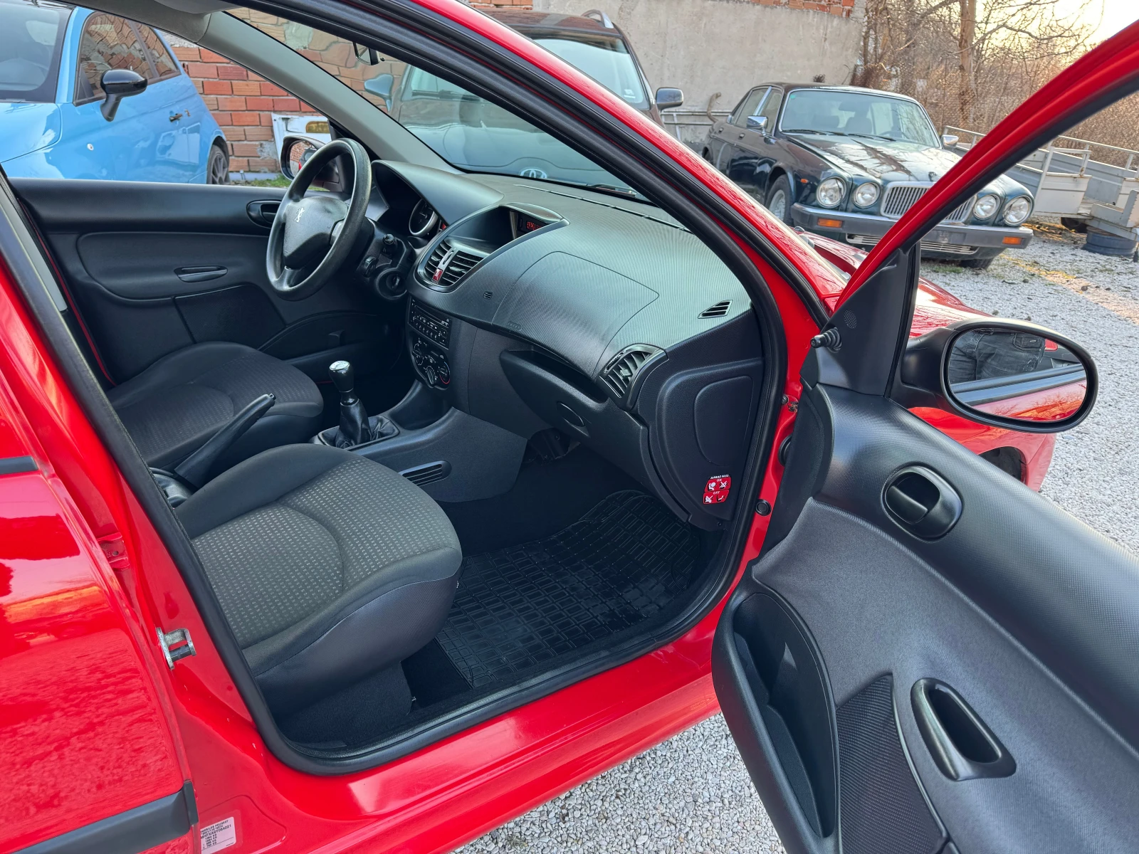 Peugeot 206 1.1i-КЛИМА | Mobile.bg — изображение 13