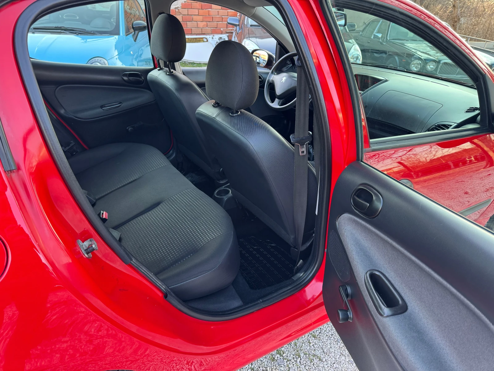 Peugeot 206 1.1i-КЛИМА | Mobile.bg — изображение 16