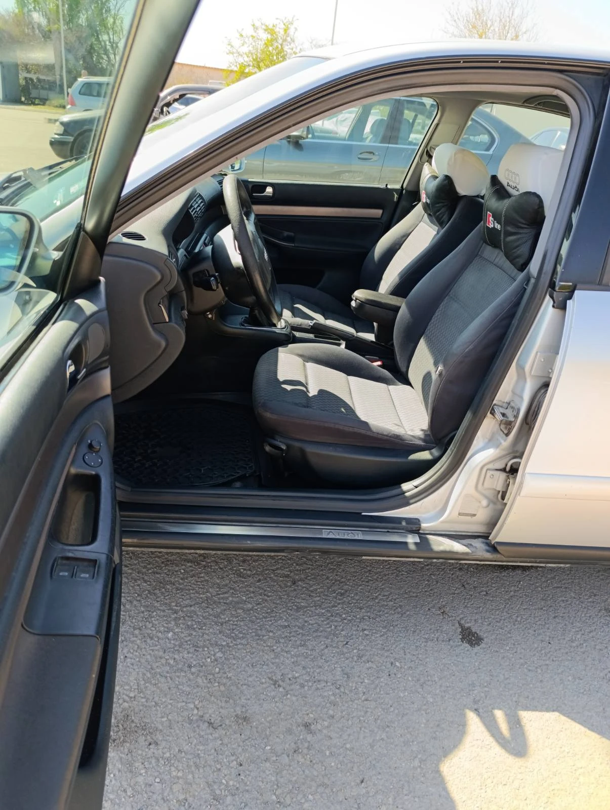 Audi A4 1.6 - изображение 6