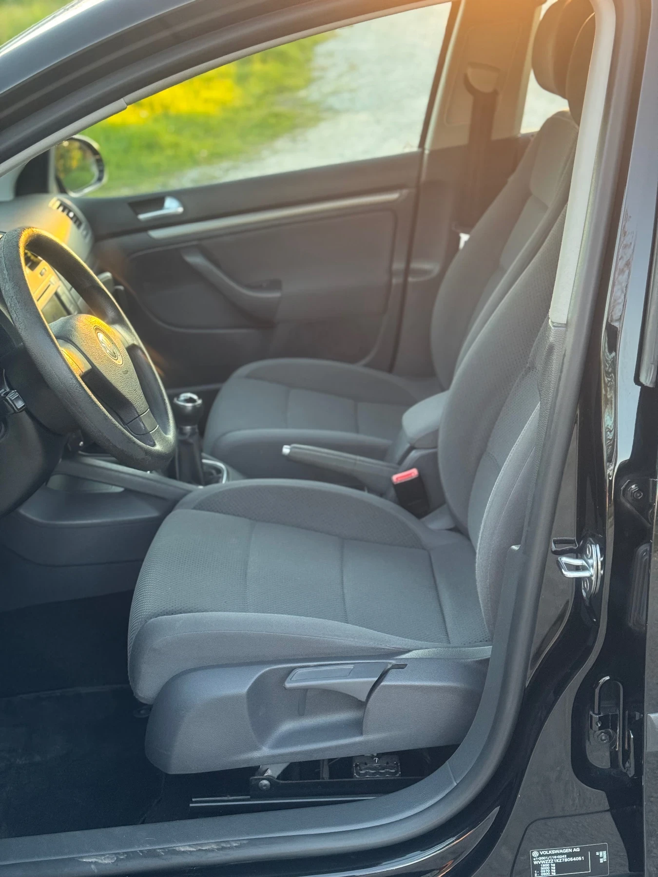 VW Golf 1.6 102кс - изображение 10