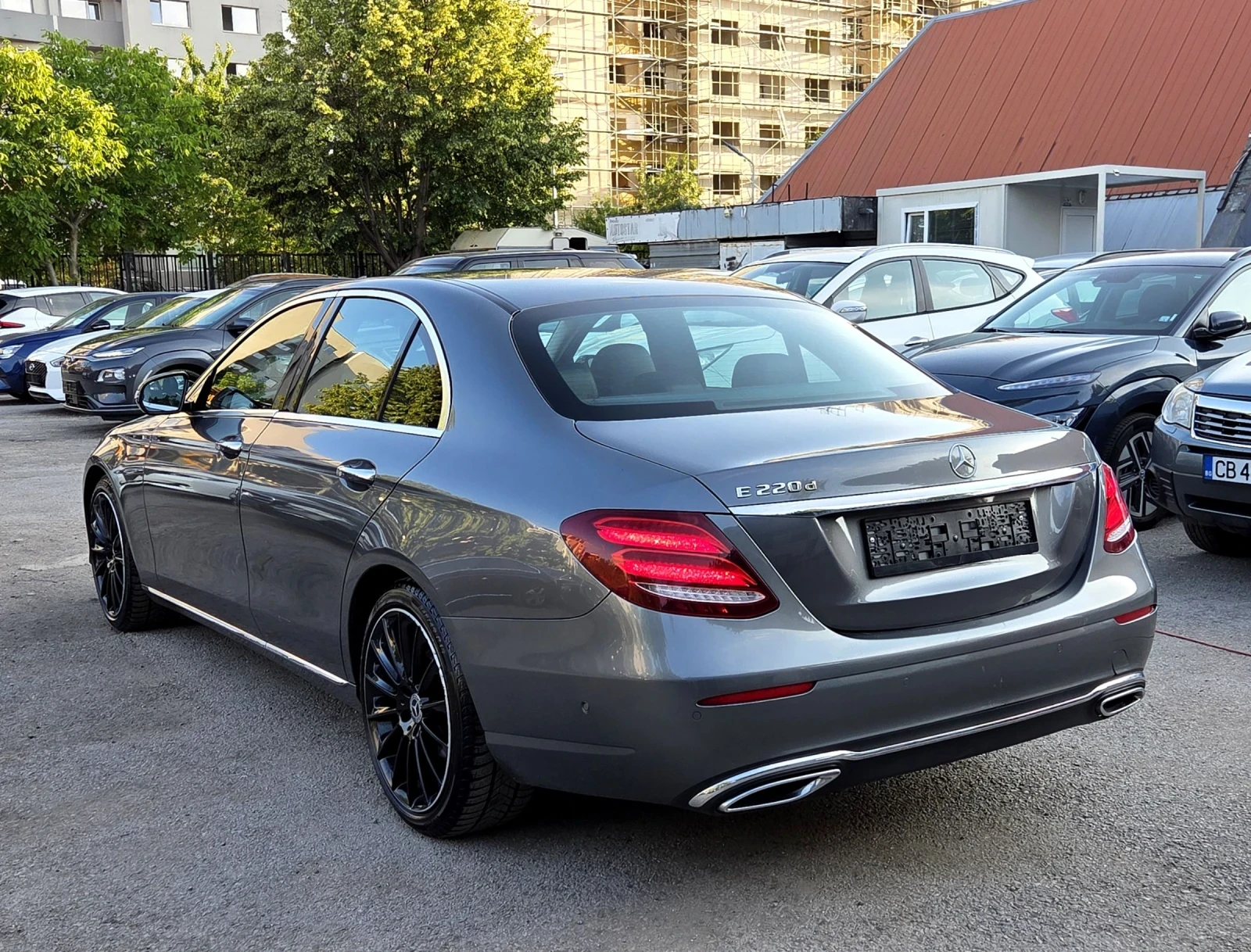 Mercedes-Benz E 220 9G/Widescreen/Distronic/Mulibeam - изображение 5