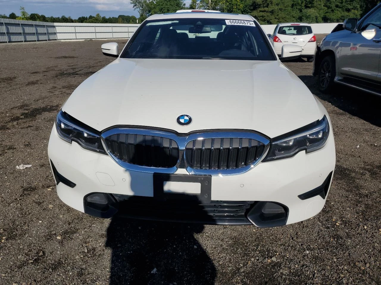 BMW 330 XDRIVE/КАМЕРА/ПОДГРЕВ - изображение 2