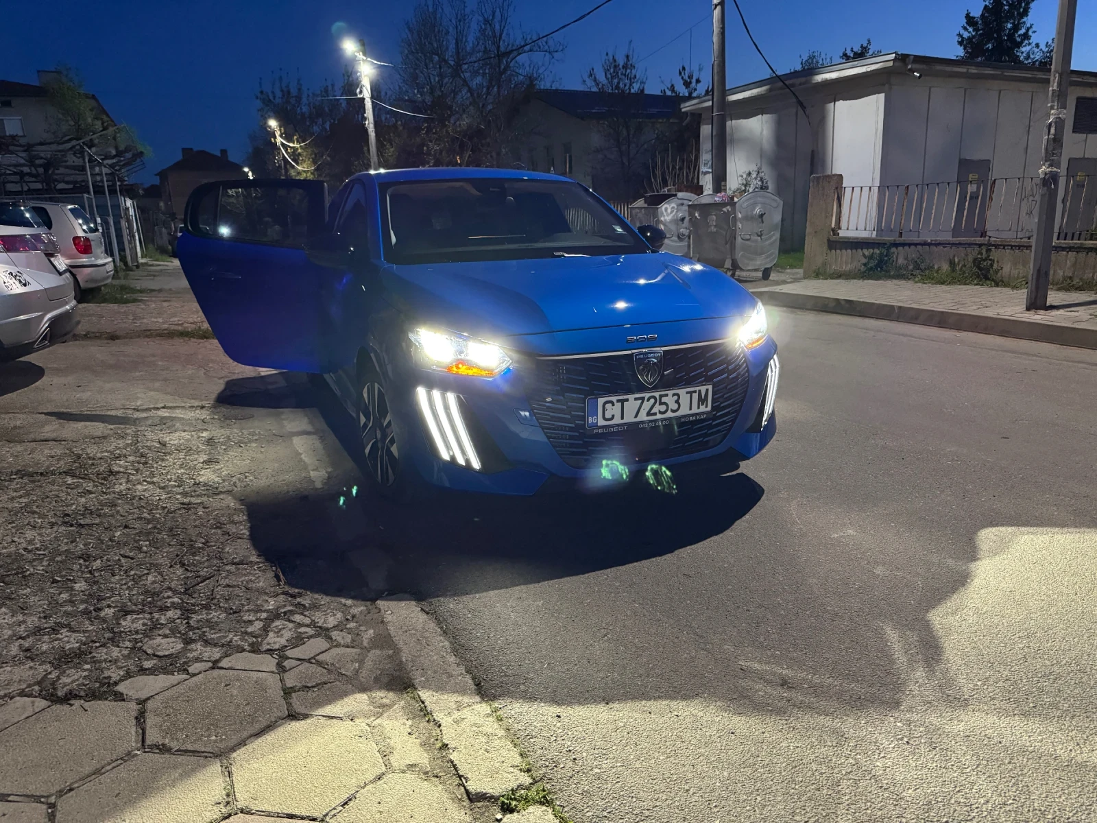 Peugeot 208 ALLURE 1.2 PureTech 100 BVM6 EURO 6, снимка 10 - Автомобили и джипове - 53866860