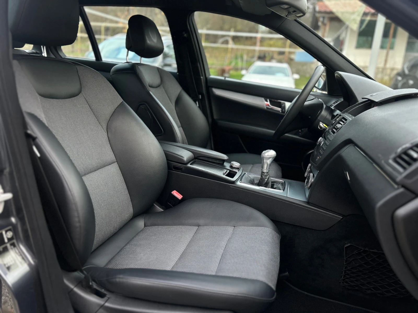 Mercedes-Benz C 220 CDI AMG AVANTGARDE XENON  | Mobile.bg   11