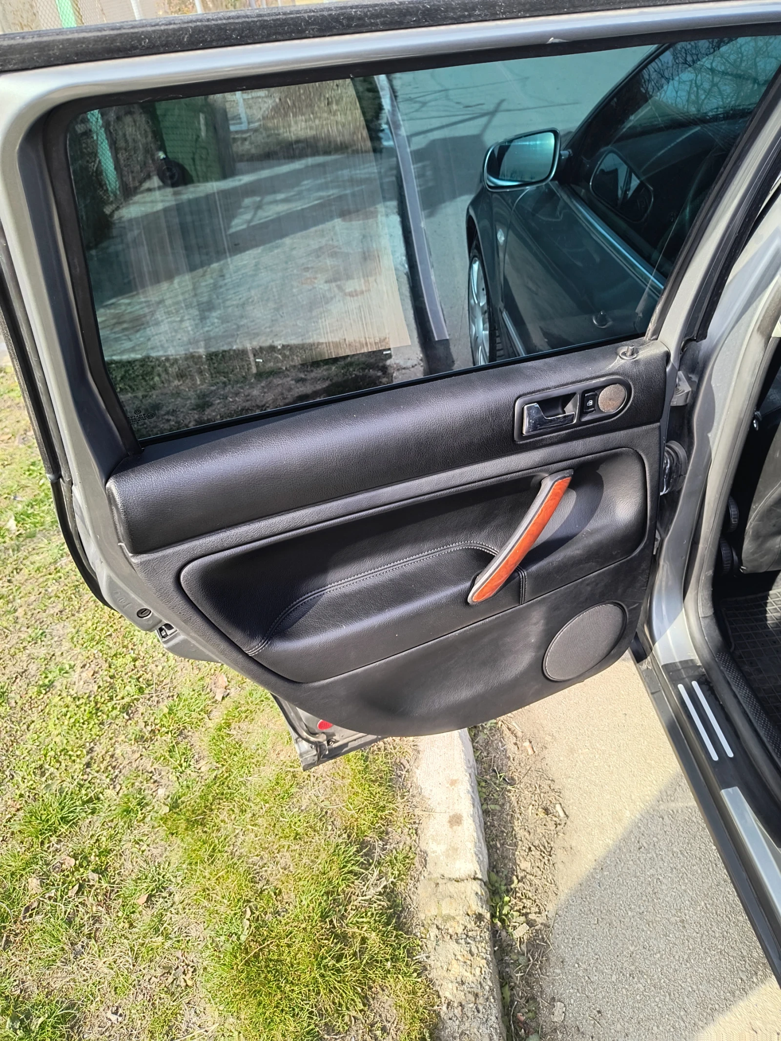 VW Passat ����� 5.5 | Mobile.bg � ����������� 4