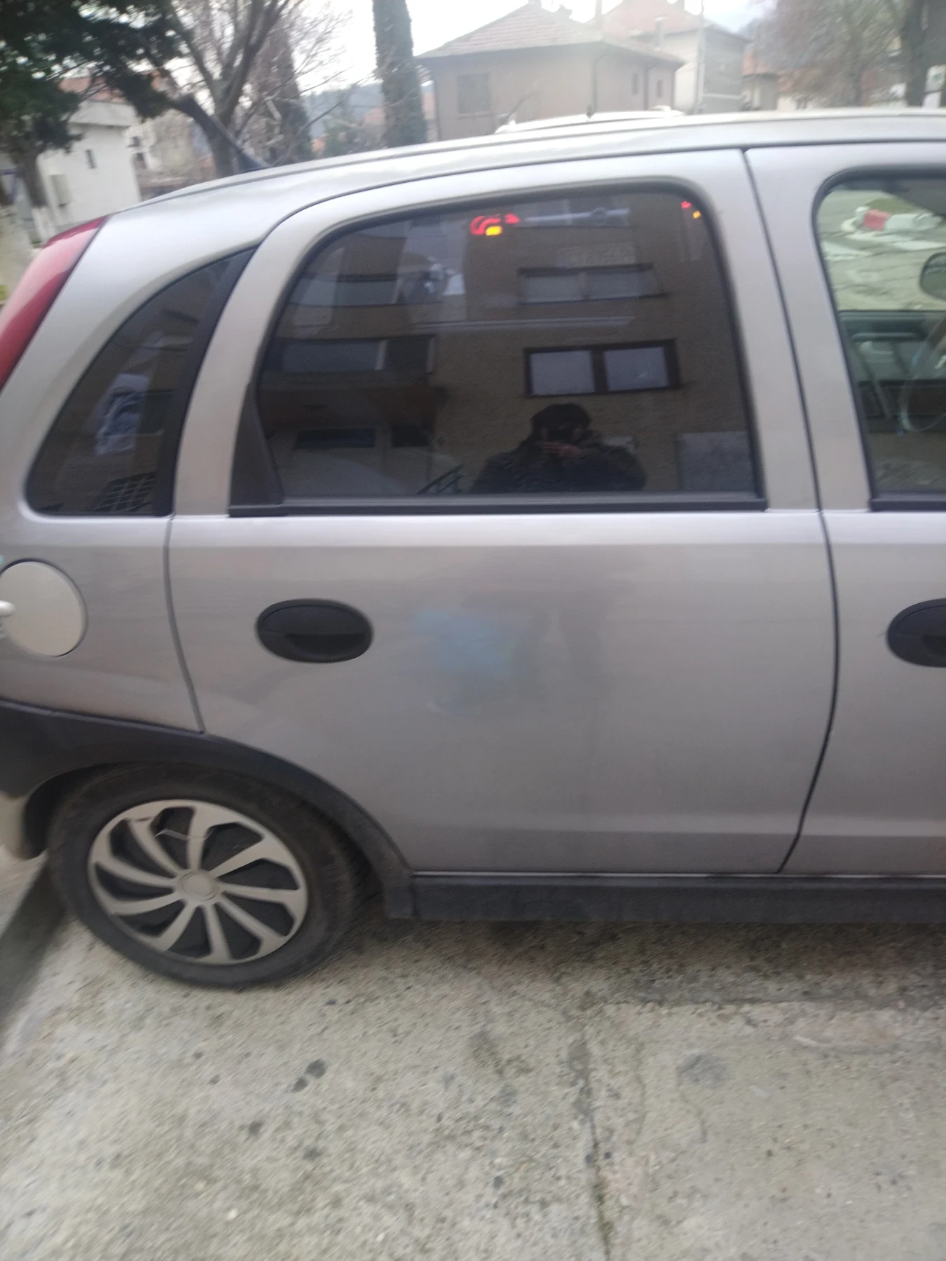 Opel Corsa  - изображение 8