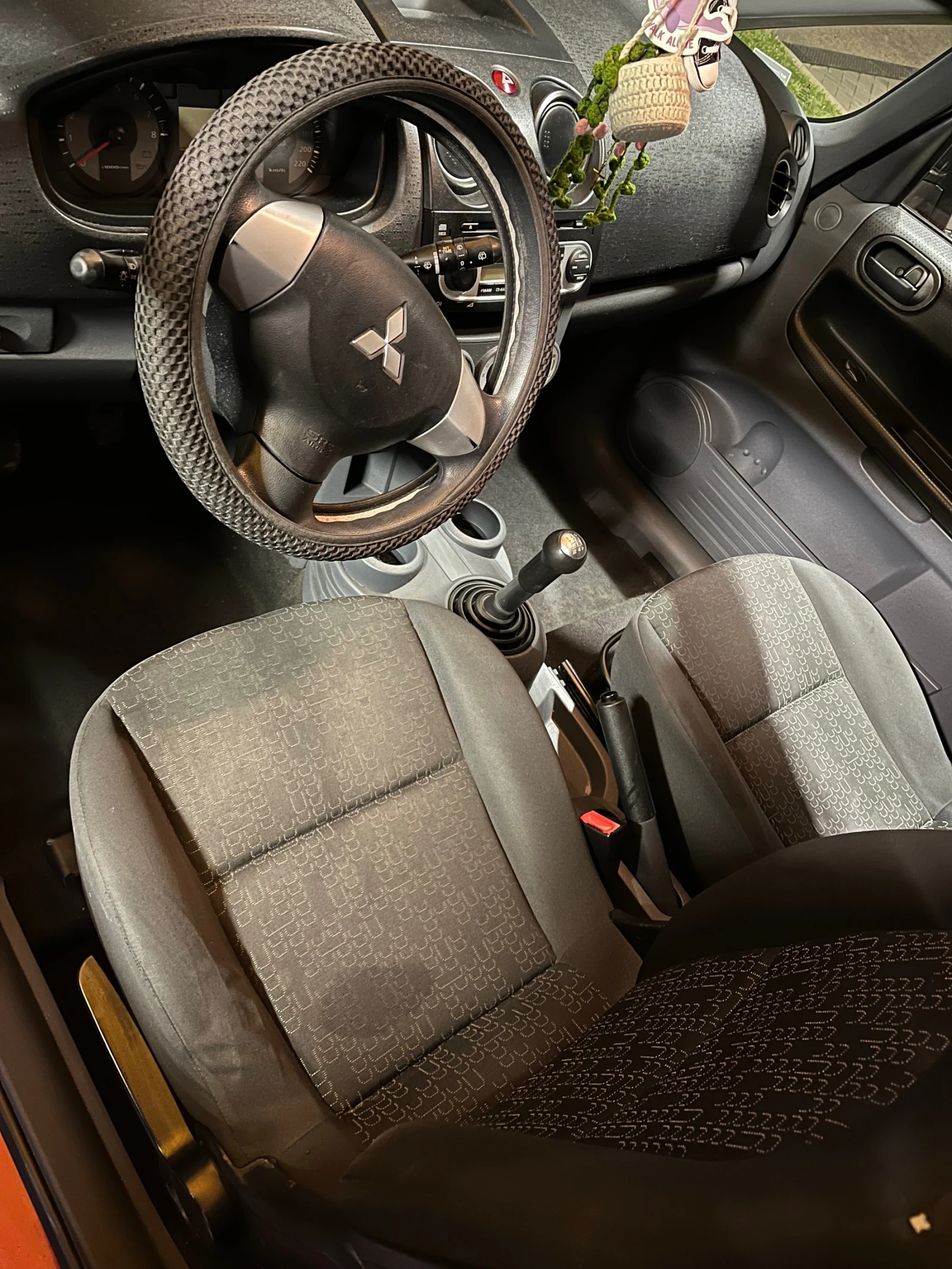 Mitsubishi Colt, снимка 6 - Автомобили и джипове - 53829513