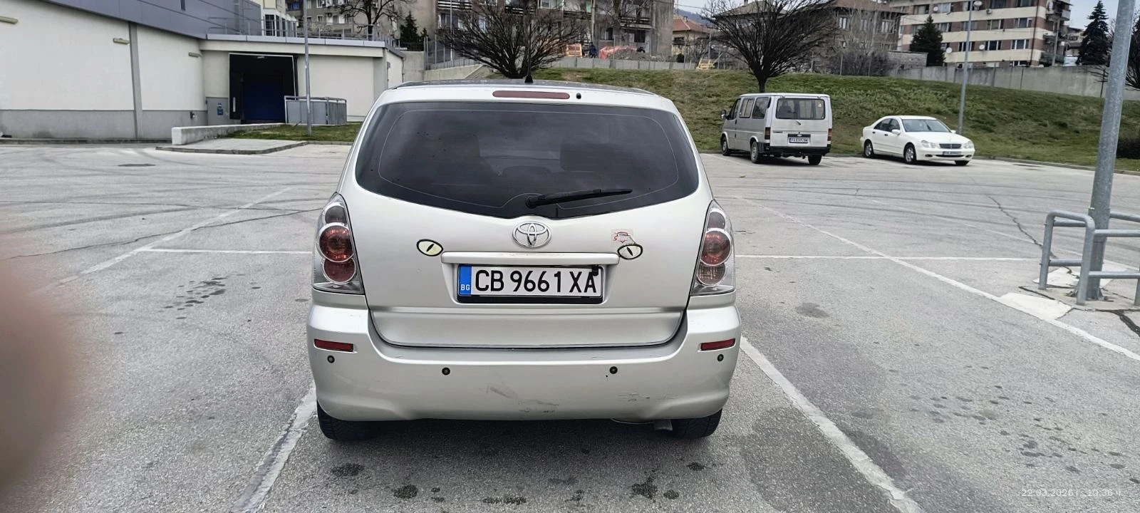 Toyota Corolla verso Миниван, снимка 4 - Автомобили и джипове - 53934216