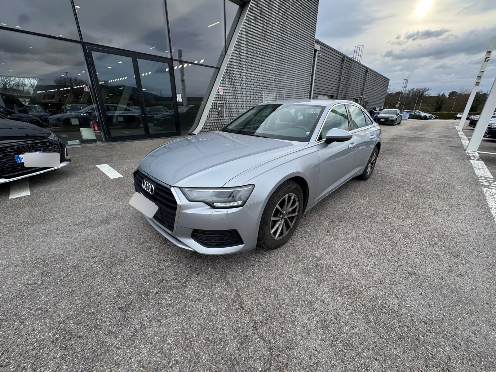 Audi A6 40 TDI quattro ultra S tronic Business Design, снимка 3 - Автомобили и джипове - 54074533