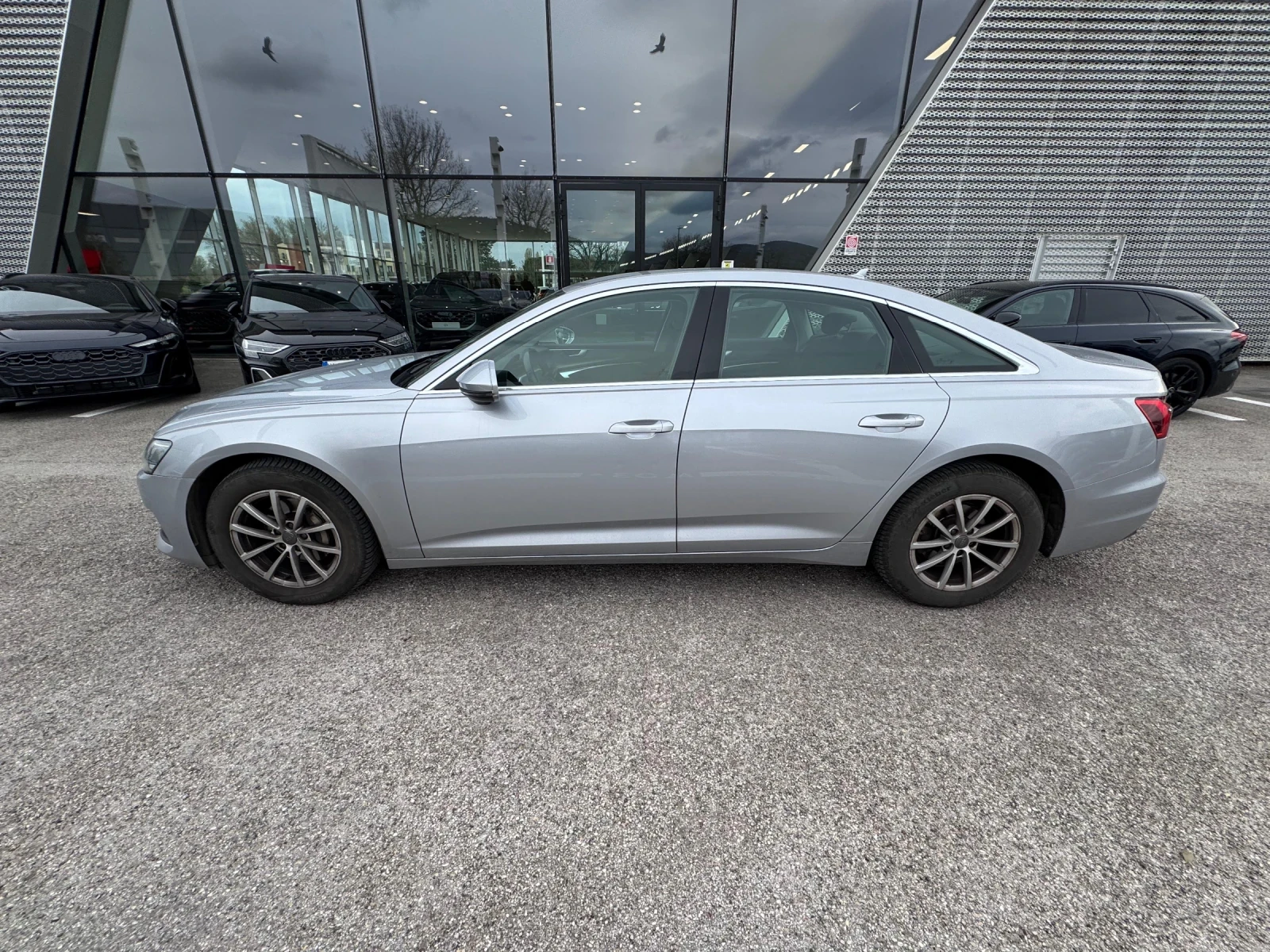 Audi A6 40 TDI quattro ultra S tronic Business Design, снимка 5 - Автомобили и джипове - 54074533