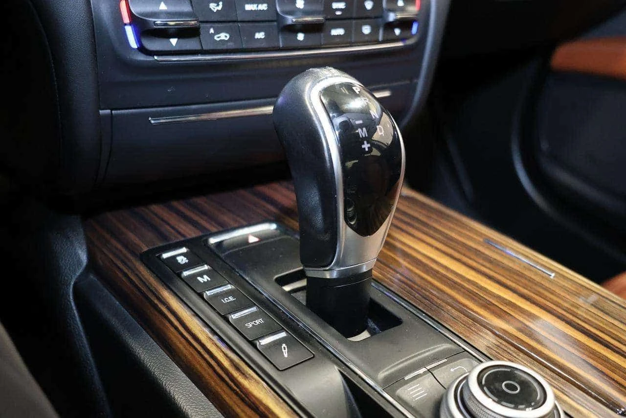 Maserati Ghibli S Q4 CARFAX, снимка 13 - Автомобили и джипове - 54159453