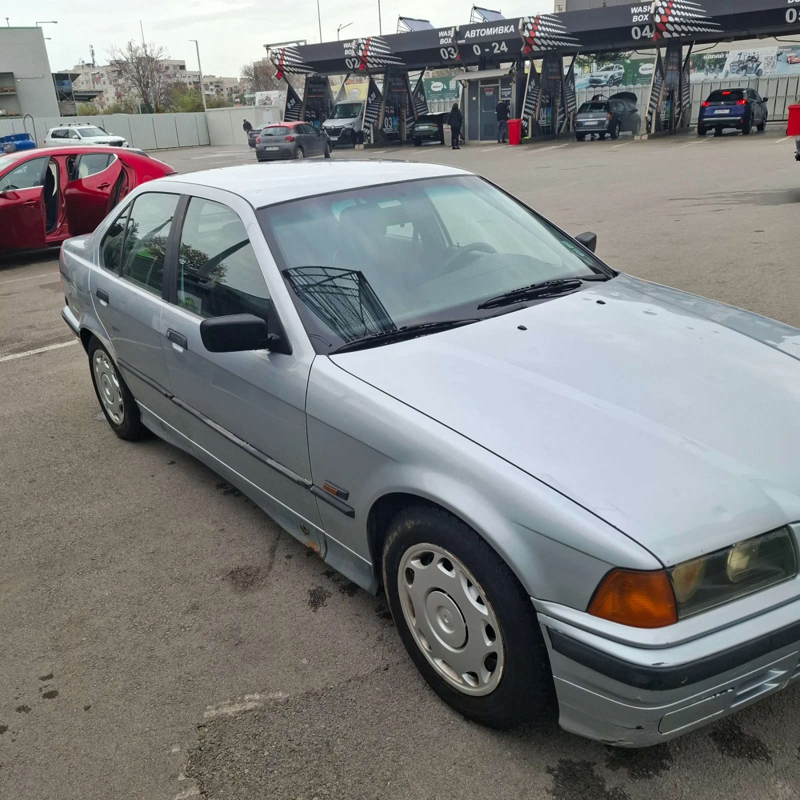 BMW 318, снимка 3 - Автомобили и джипове - 54217361