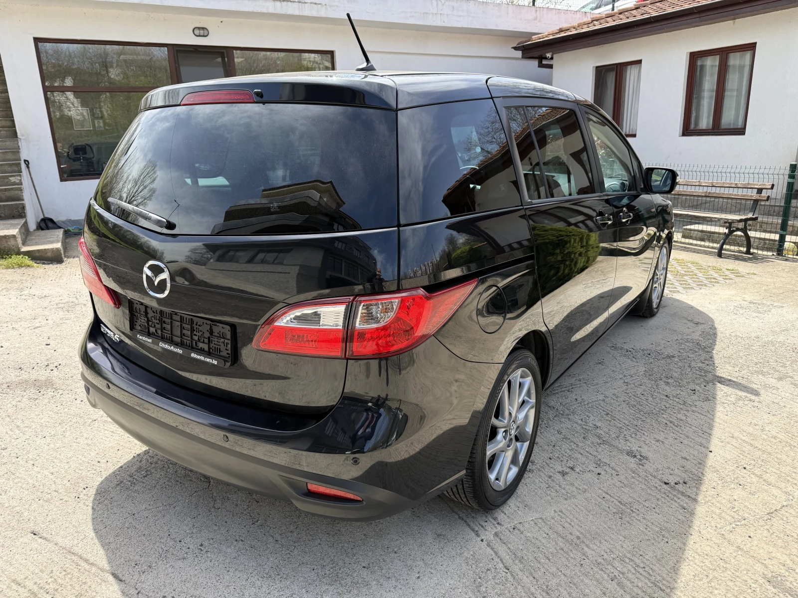 Mazda 5 1.6d Facelift.7 места., снимка 4 - Автомобили и джипове - 54226553