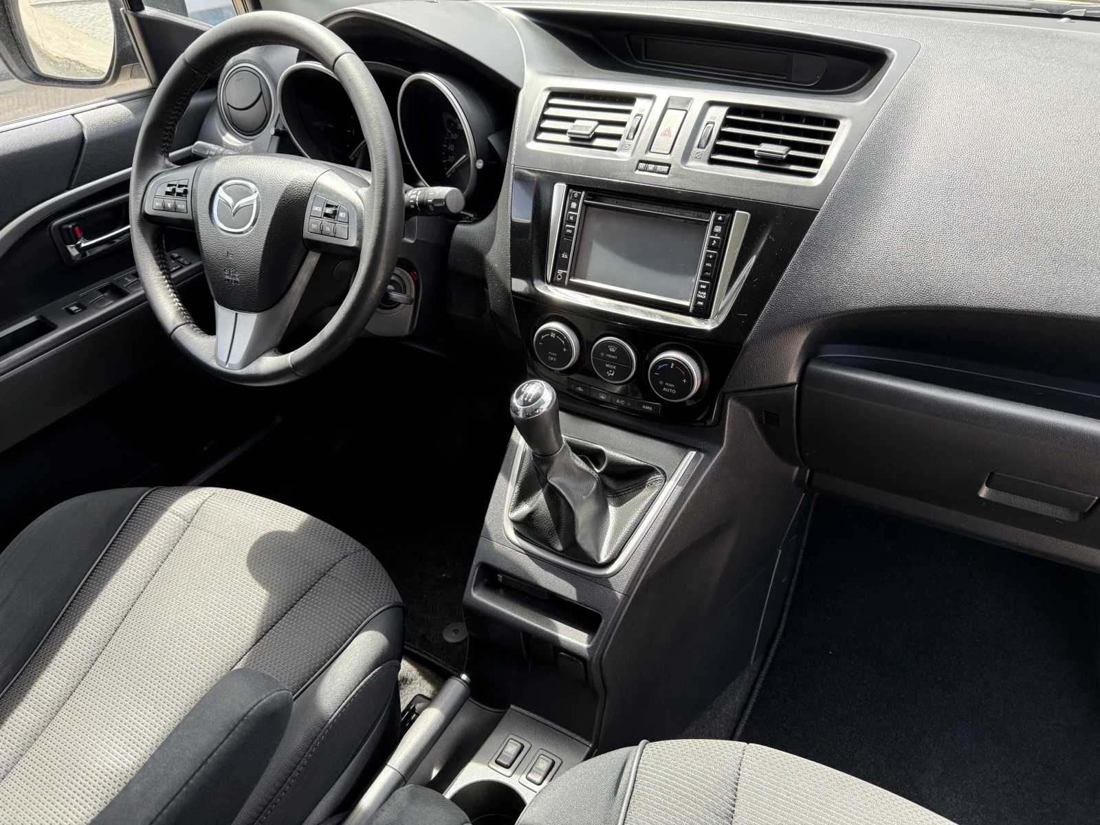 Mazda 5 1.6d Facelift.7 места., снимка 10 - Автомобили и джипове - 54226553