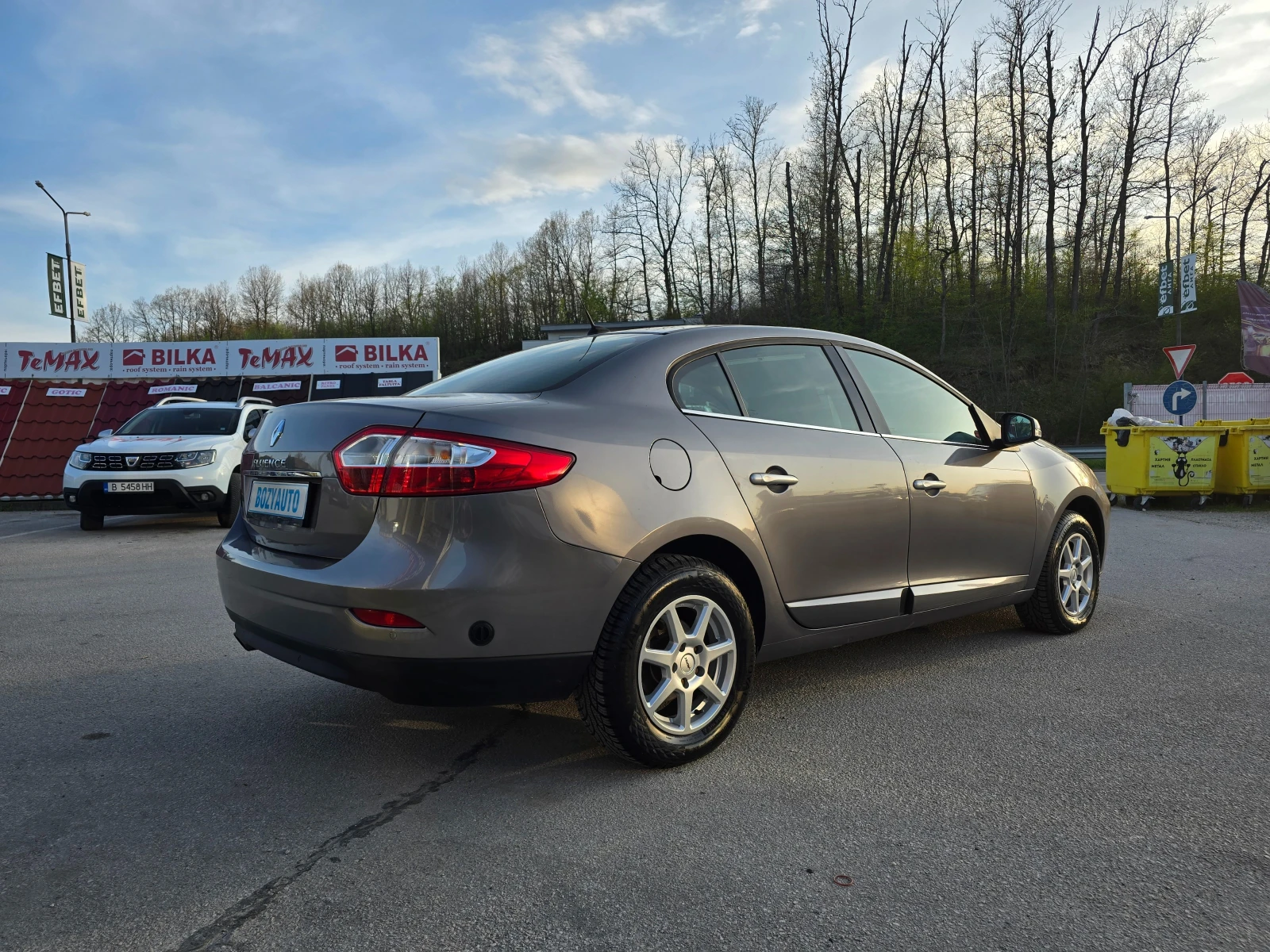 Renault Fluence 2.0i/140ps/LPG-AVTOMATIK, снимка 6 - Автомобили и джипове - 54235203