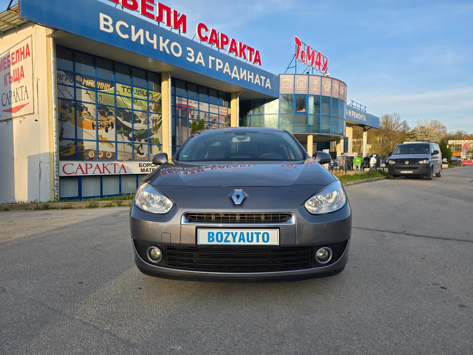 Renault Fluence 2.0i/140ps/LPG-AVTOMATIK, снимка 2 - Автомобили и джипове - 54235203