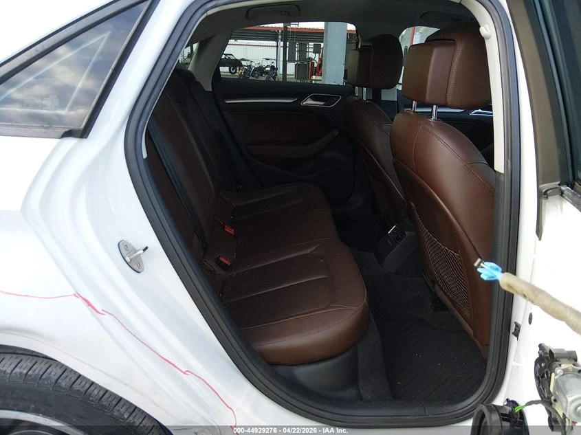 Audi A3 1.8l 1.8T Premium, снимка 8 - Автомобили и джипове - 54389515