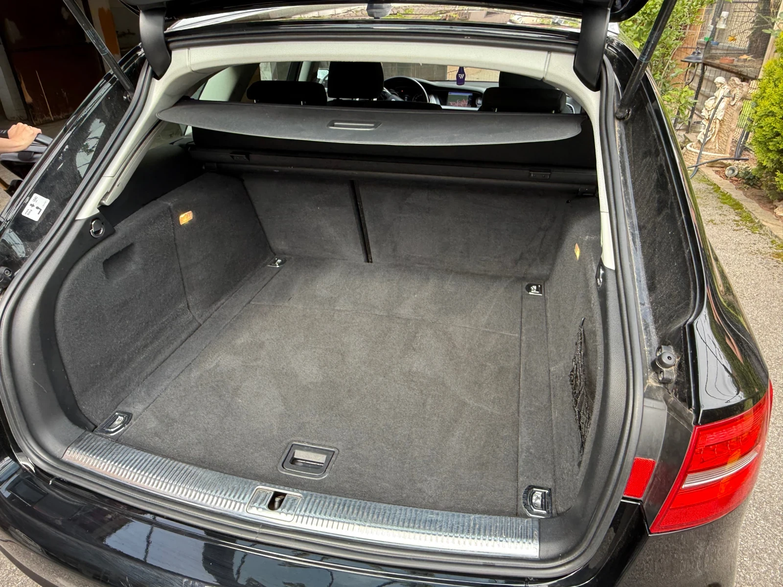 Audi A4 2.0 TDI, снимка 11 - Автомобили и джипове - 54610069