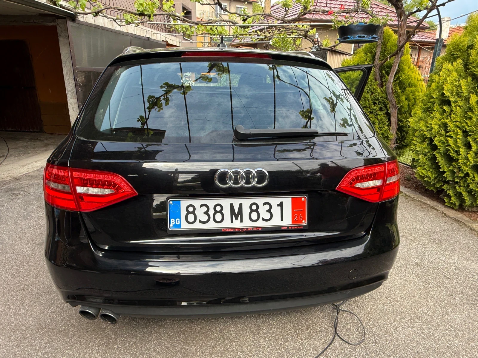 Audi A4 2.0 TDI, снимка 4 - Автомобили и джипове - 54610069