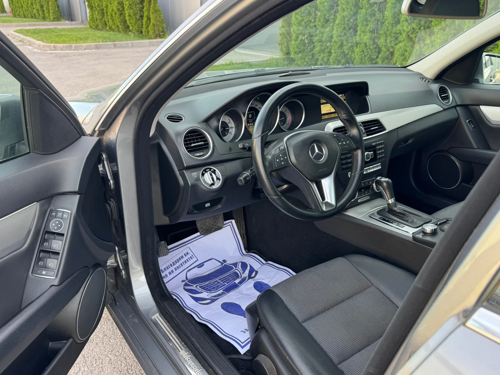 Mercedes-Benz C 250 CDI 4Matic/Facelift/ШВЕЙЦАРИЯ!!!, снимка 9 - Автомобили и джипове - 54610824