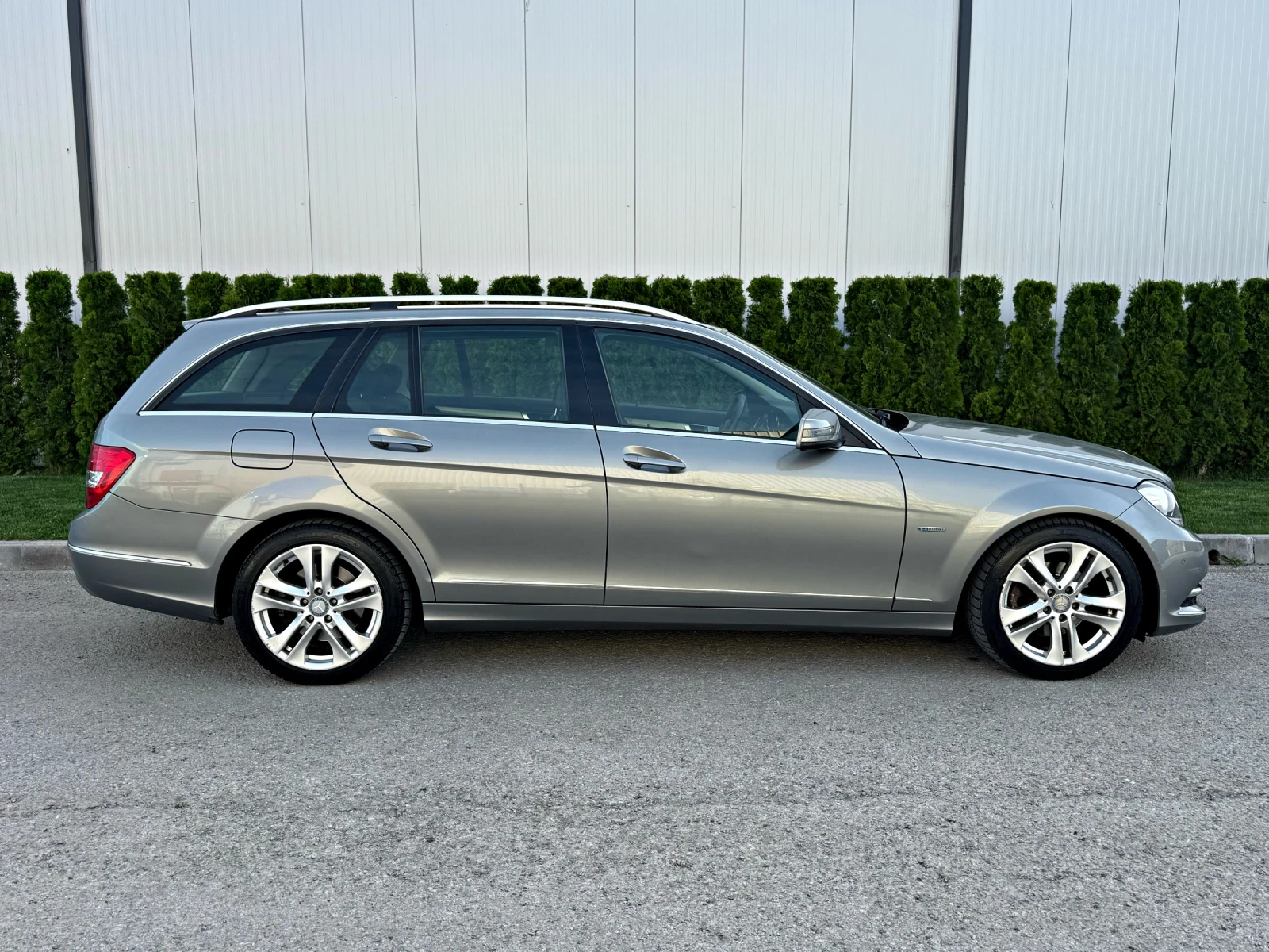 Mercedes-Benz C 250 CDI 4Matic/Facelift/ШВЕЙЦАРИЯ!!!, снимка 8 - Автомобили и джипове - 54610824