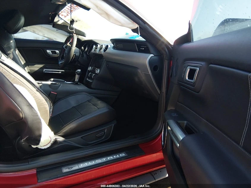 Ford Mustang 5.0l Gt Premium, снимка 5 - Автомобили и джипове - 54655733