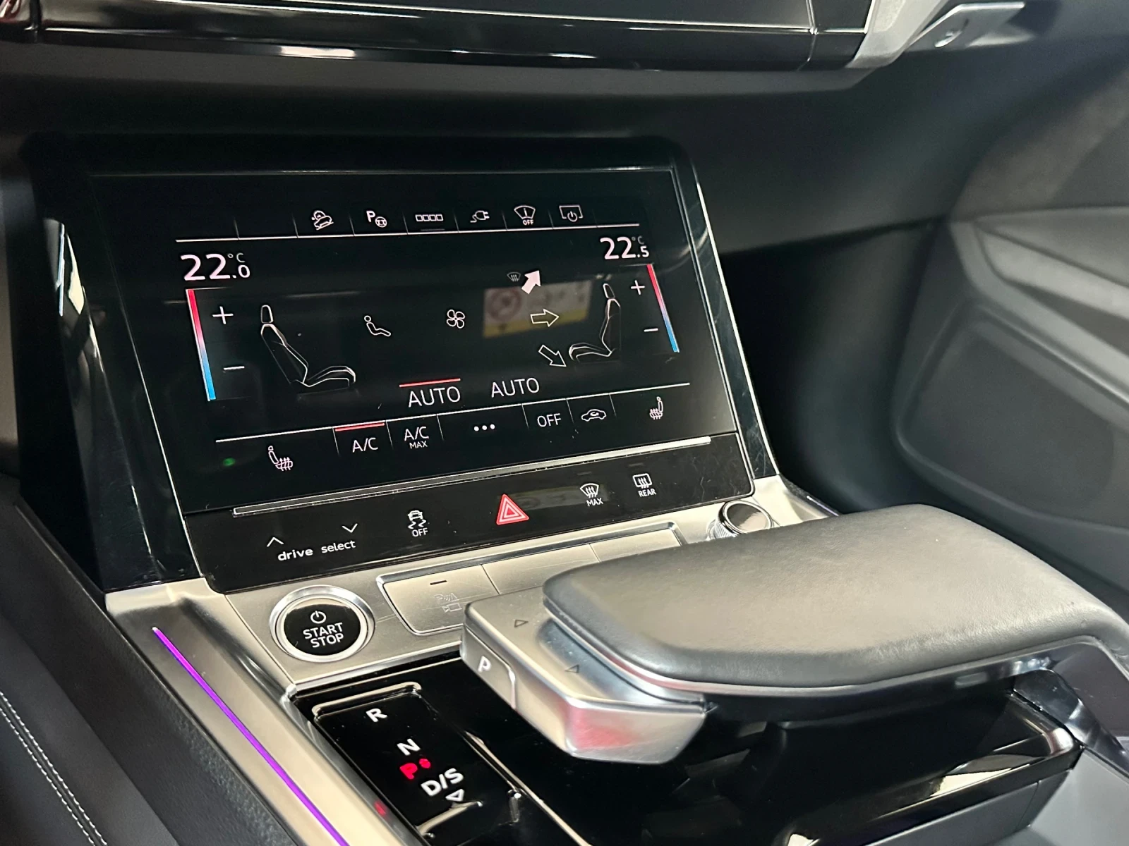 Audi E-Tron 50 quattro S-Line, снимка 14 - Автомобили и джипове - 54667050