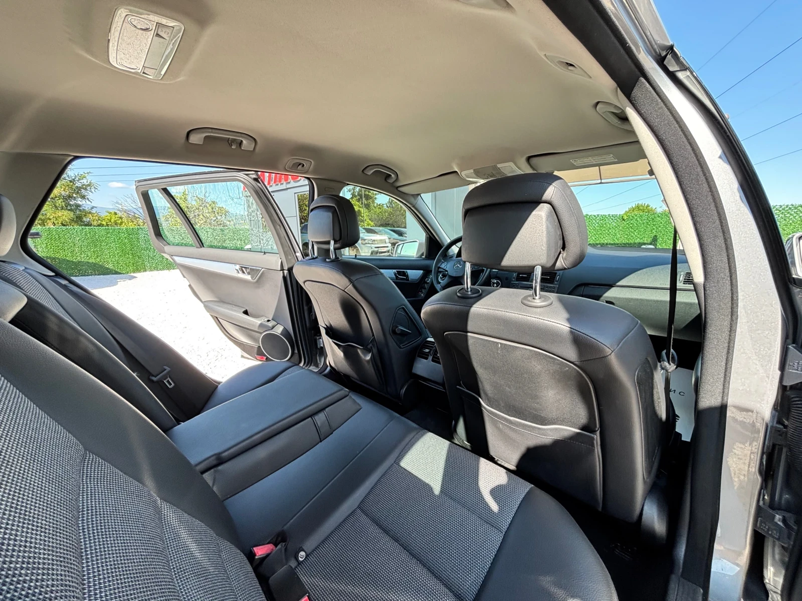 Mercedes-Benz C 220 2.2CDI/AVANTGARD/NAVI/TOP, снимка 6 - Автомобили и джипове - 55389269