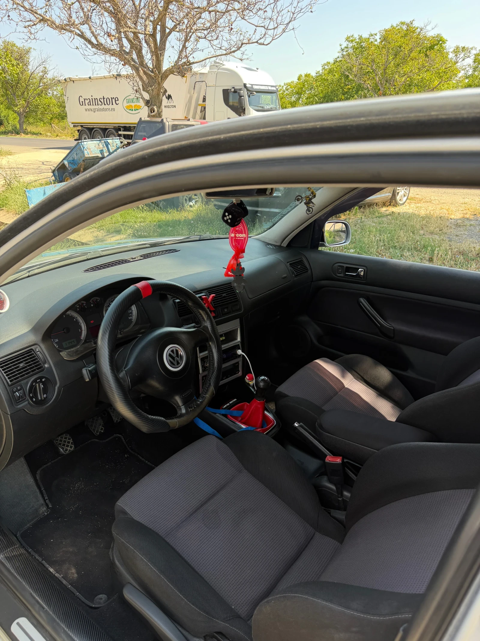 VW Golf, снимка 7 - Автомобили и джипове - 55450796