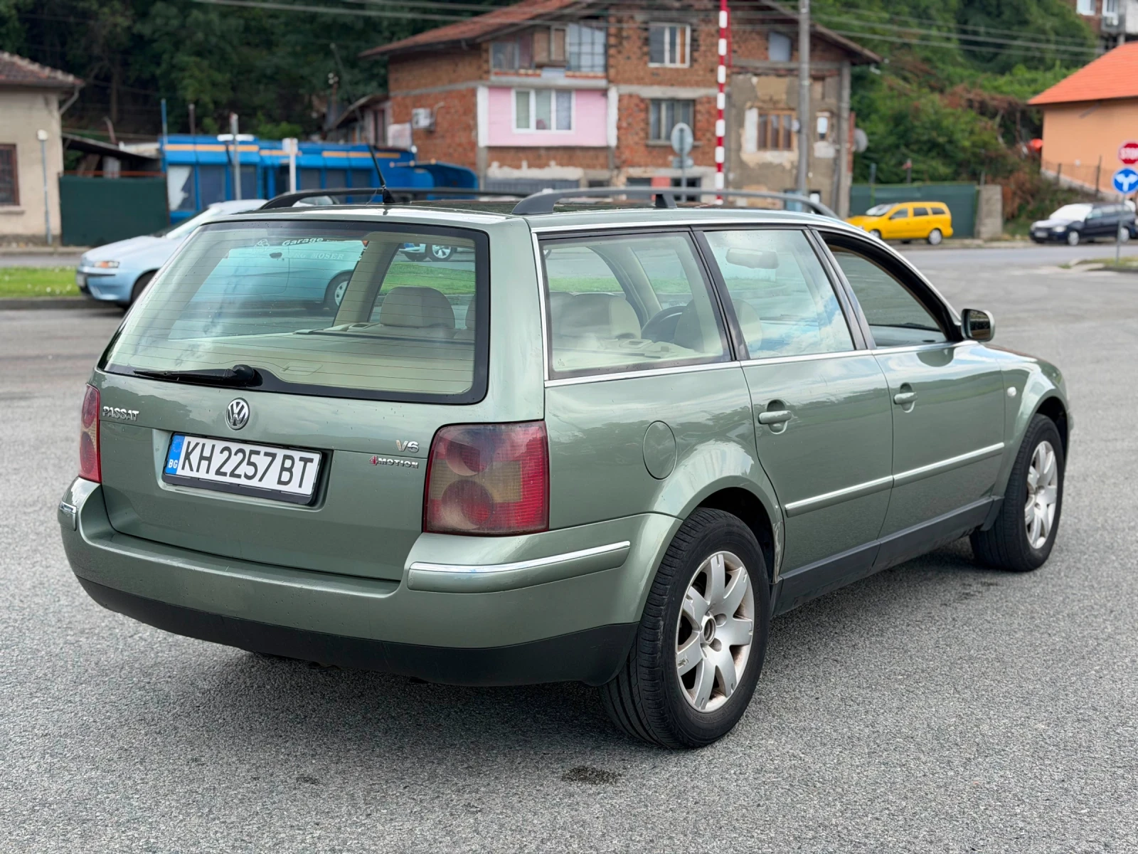 VW Passat 2.8 4x4, снимка 5 - Автомобили и джипове - 55581865