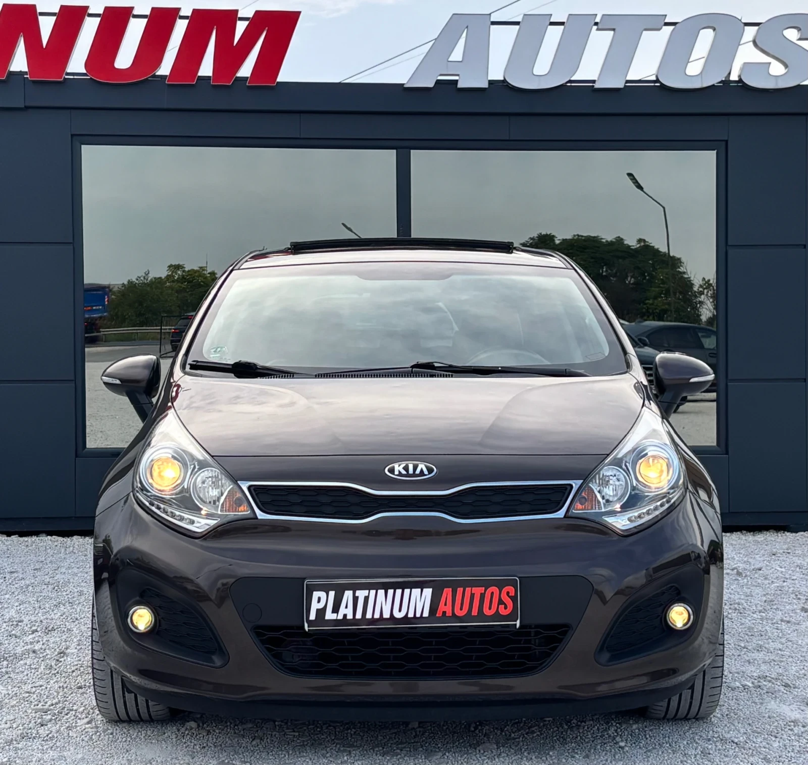 Kia Rio 1.4i/PANO/�������/���������� | Mobile.bg � ����������� 3