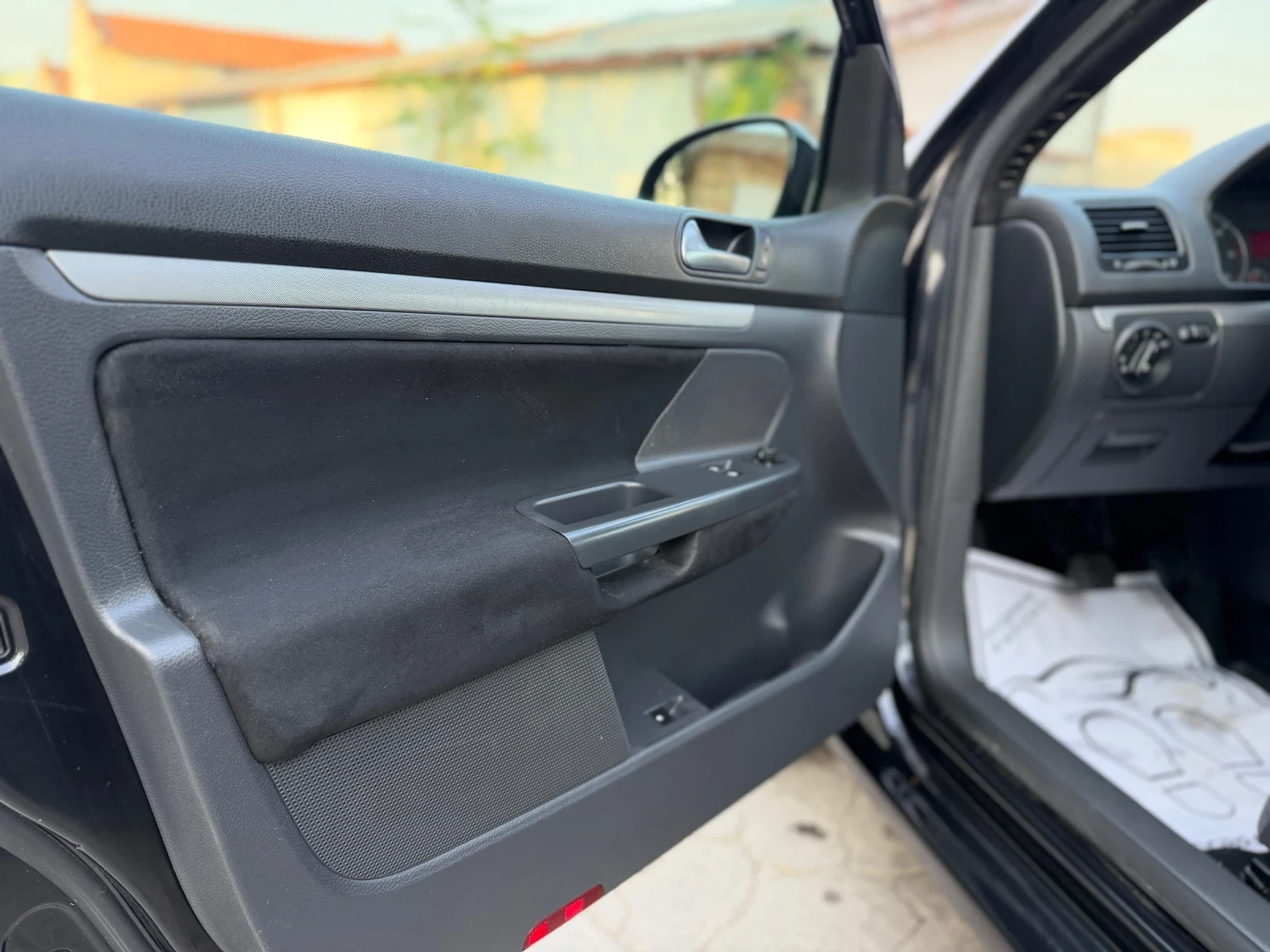 VW Golf 1.9TDI 105�.�. TOUR EDITION | Mobile.bg � ����������� 9