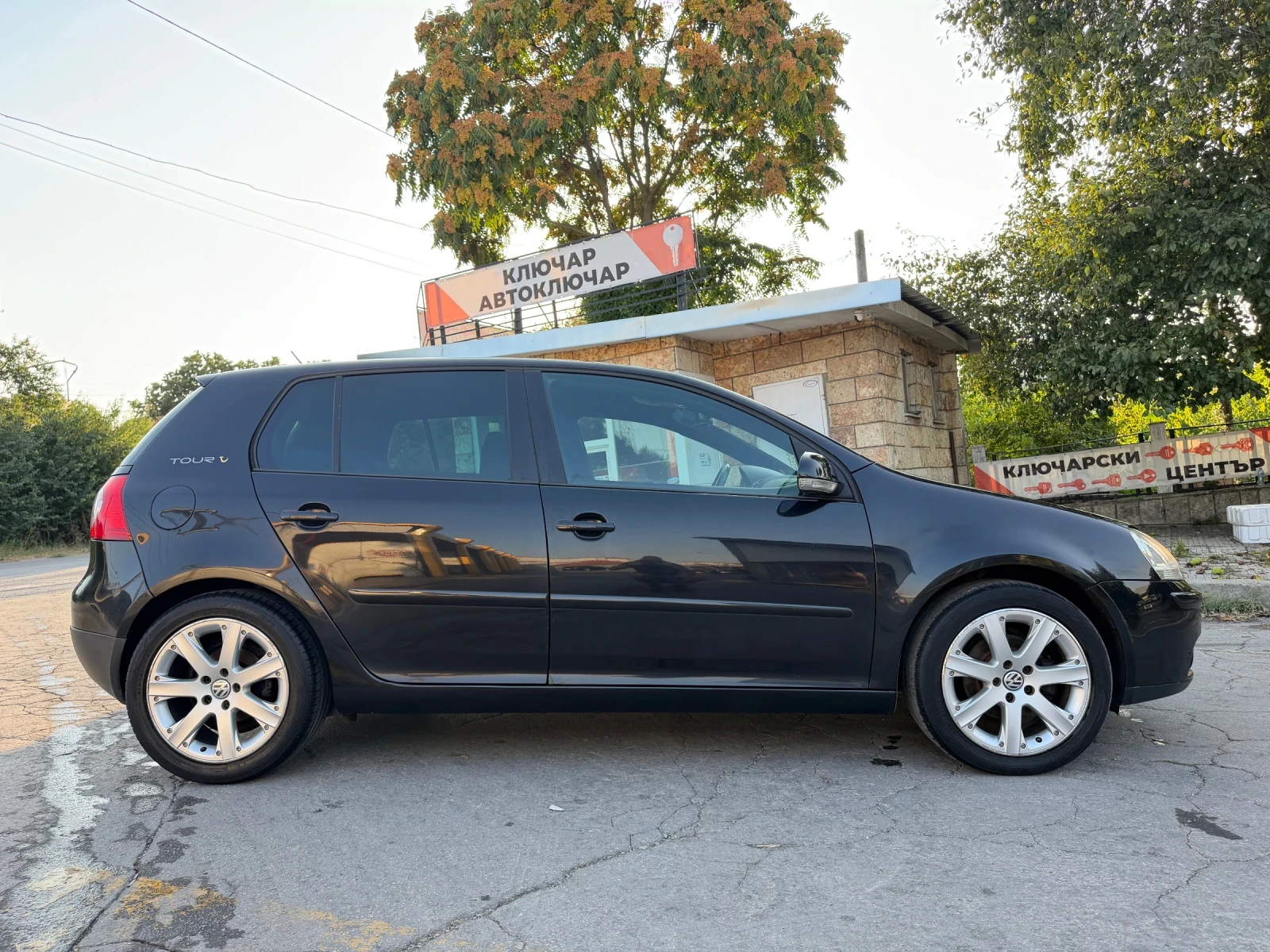 VW Golf 1.9TDI 105�.�. TOUR EDITION | Mobile.bg � ����������� 7
