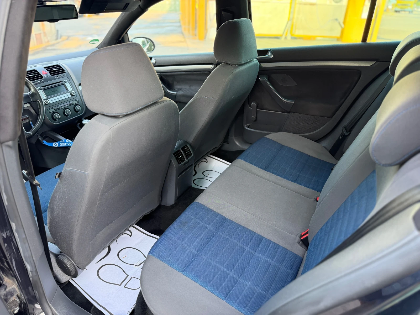 VW Golf 1.9TDI 105�.�. TOUR EDITION | Mobile.bg � ����������� 10