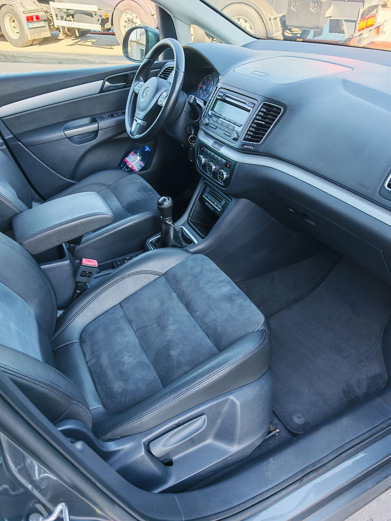 VW Sharan * 2.0TDI 140ps * 4-MOTION 4X4 * ПЕЧКА * ПАНОРАМА *, снимка 7 - Автомобили и джипове - 55994661