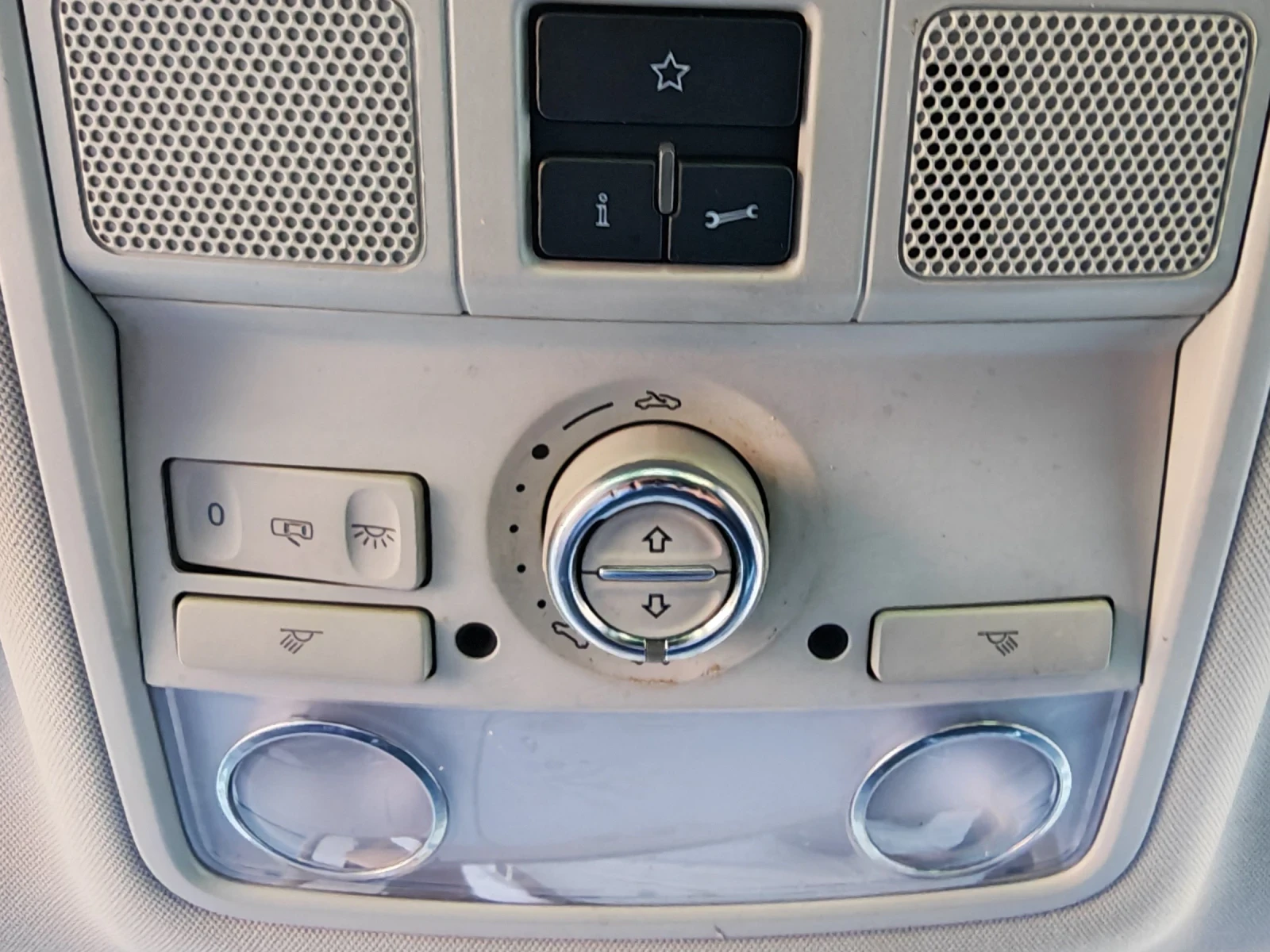 VW Sharan * 2.0TDI 140ps * 4-MOTION 4X4 * ПЕЧКА * ПАНОРАМА *, снимка 16 - Автомобили и джипове - 55994661