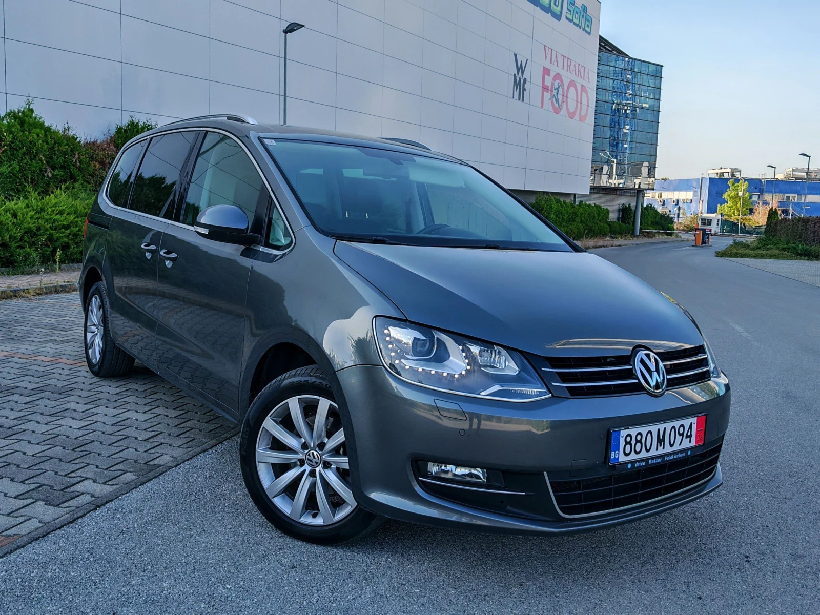 VW Sharan * 2.0TDI 140ps * 4-MOTION 4X4 * ПЕЧКА * ПАНОРАМА *