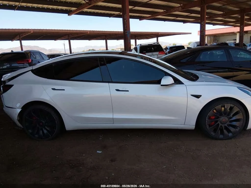 Tesla Model 3 * PERFORMANCE DUAL MOTOR ALL WHEEL DRIVE * CARFAX , снимка 10 - Автомобили и джипове - 56186002