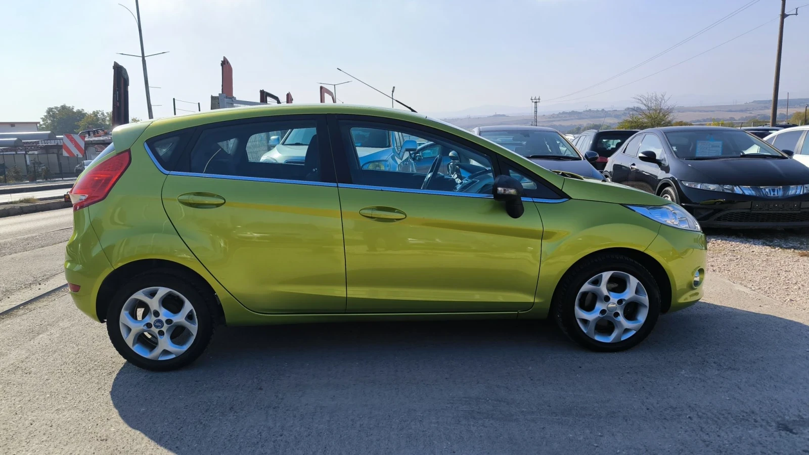Ford Fiesta 1.4i, снимка 4 - Автомобили и джипове - 56637894
